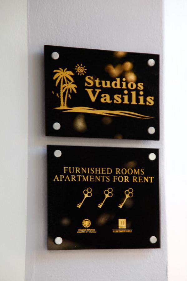 Studios Vasilis Agia Marina  Екстер'єр фото